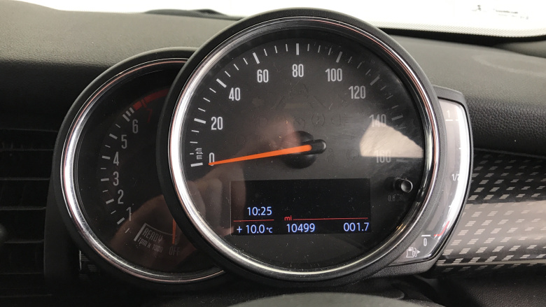 MINI Hatchback 2.0 Cooper S Sport 3dr [Comfort/Nav Pack] Petrol Hatchback